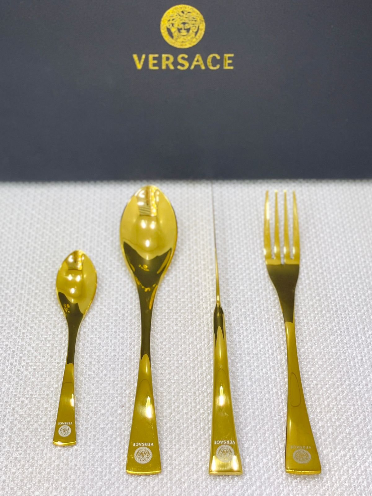 Versace Gold Cutlery set  - Image 3 of 8
